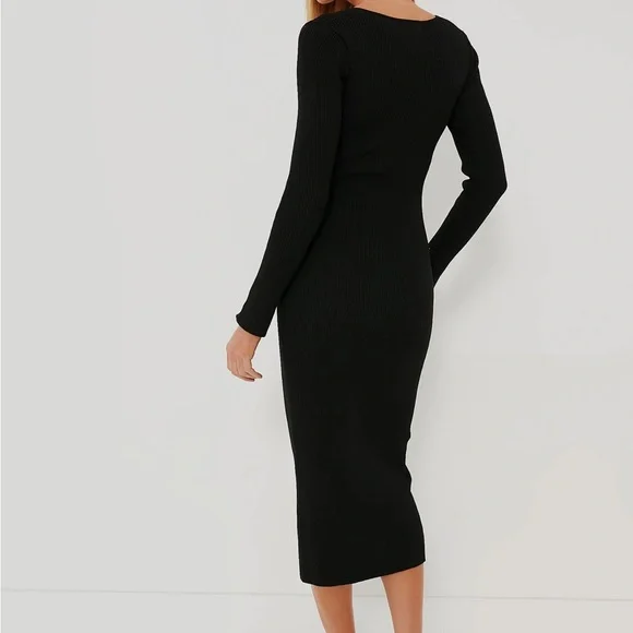 MOON RIVERBlack Long Sleeve Sculpted Midi Dress